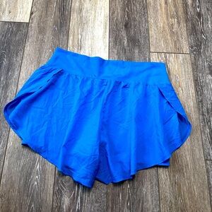 🛍️all in motion open side blue shorts with under shorts size Large
